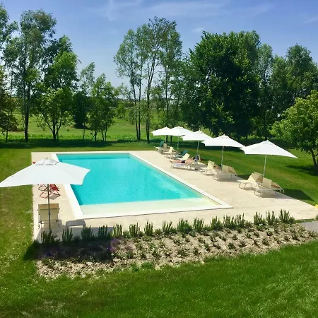 Corte Carezzabella Vakantieboerderij