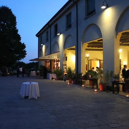 בית חווה Agriturismo Corte Carezzabella
